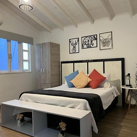 San Antonio Ξενοδοχείο Μεντεγίν Εξωτερικό φωτογραφία